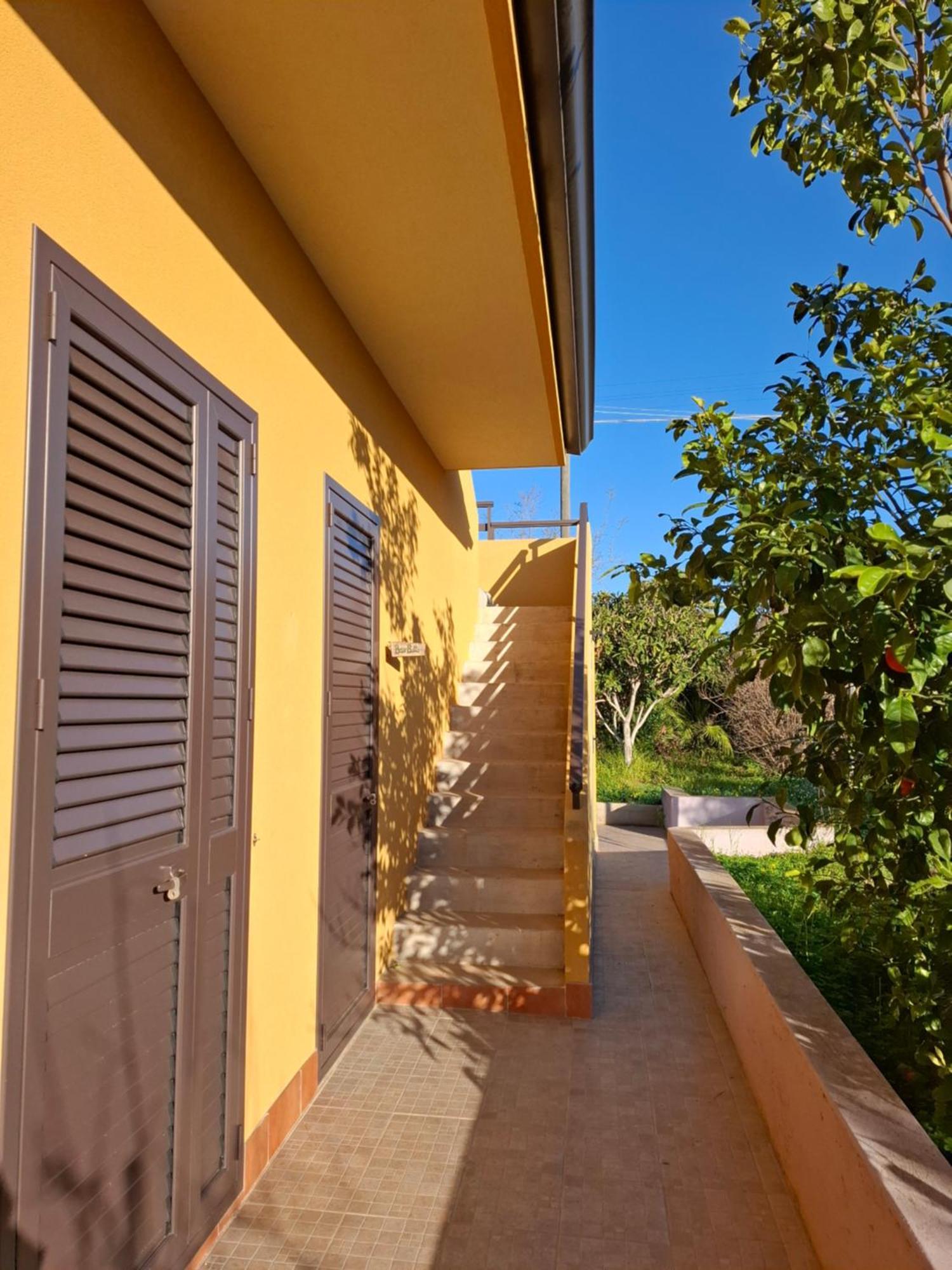 Turtle Island Apartments Santa Croce Camerina Exterior photo